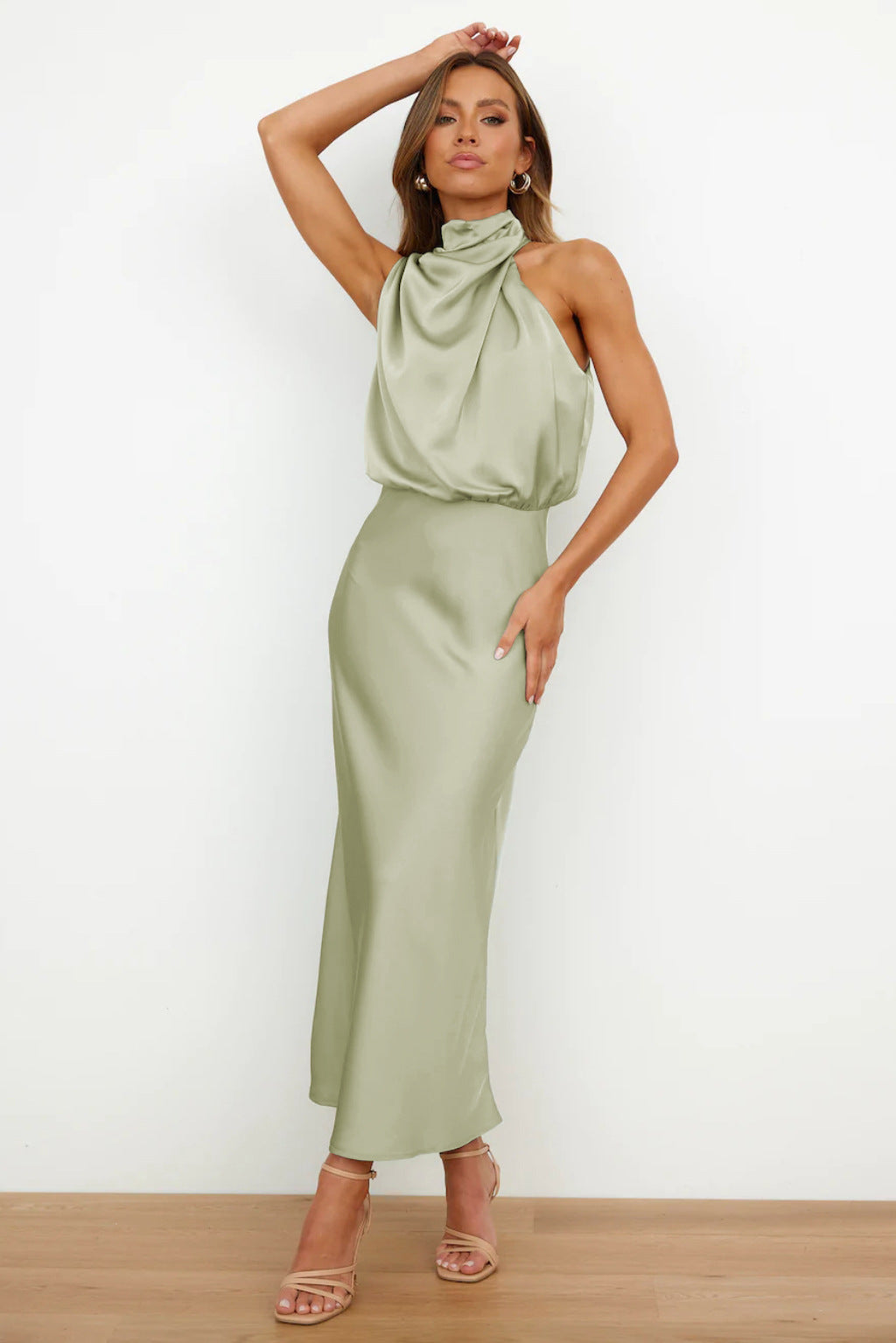 Helena™ | Langes Satin-Neckholder-Kleid