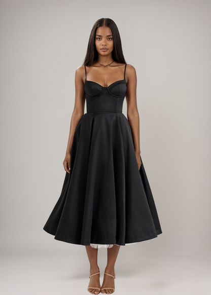 Julia™ | Satiniertes Bustier-Midikleid