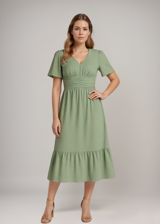 Cécile™ | Fließendes Midikleid mit Smoktaille