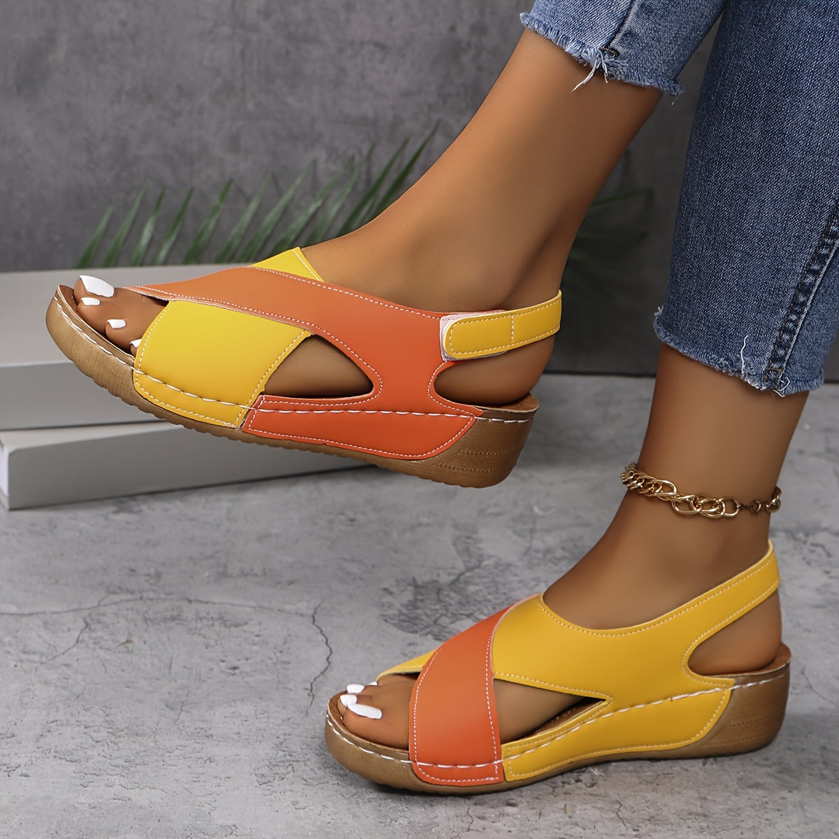 Monique™ | Ultrabequeme orthopädische Sandalen