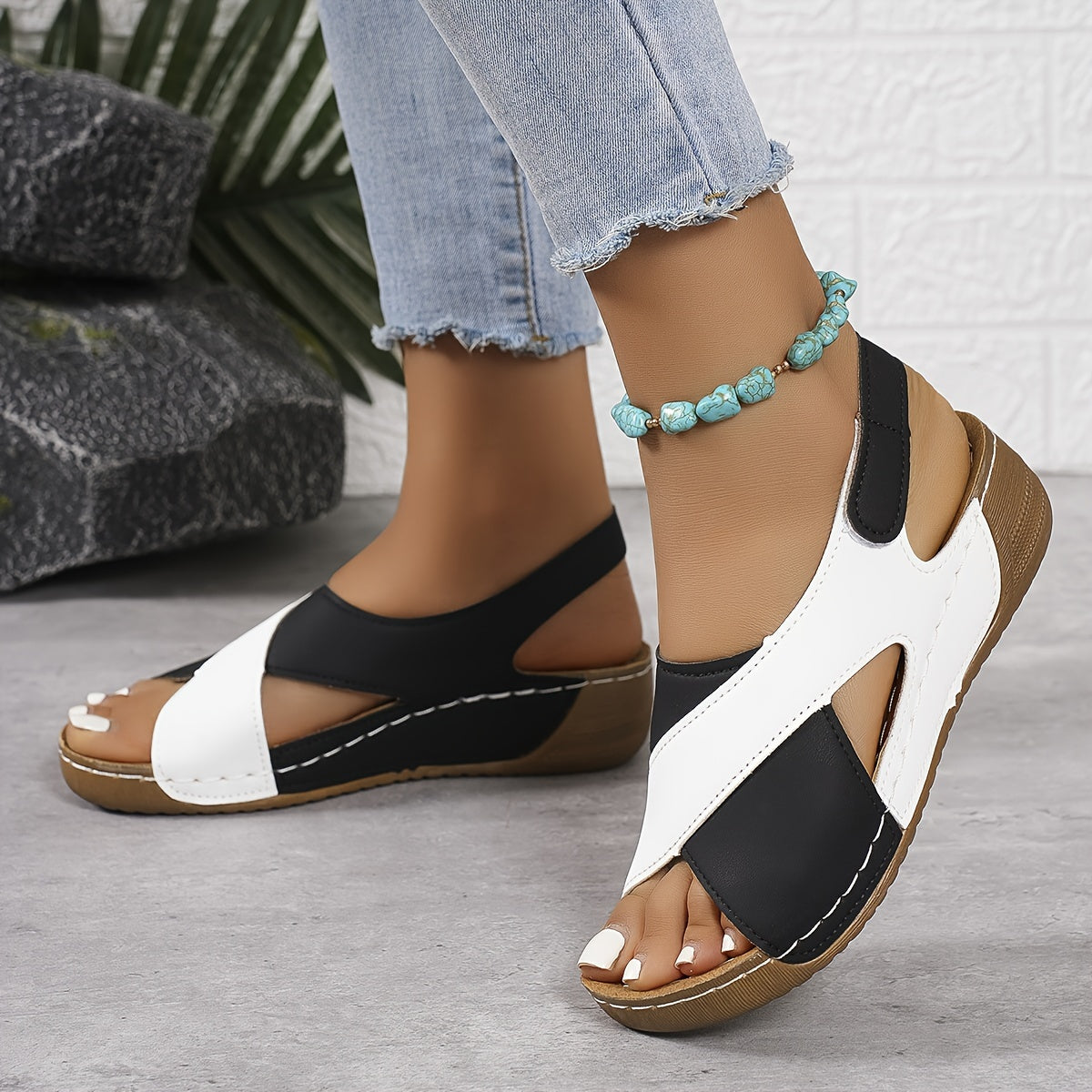 Monique™ | Ultrabequeme orthopädische Sandalen