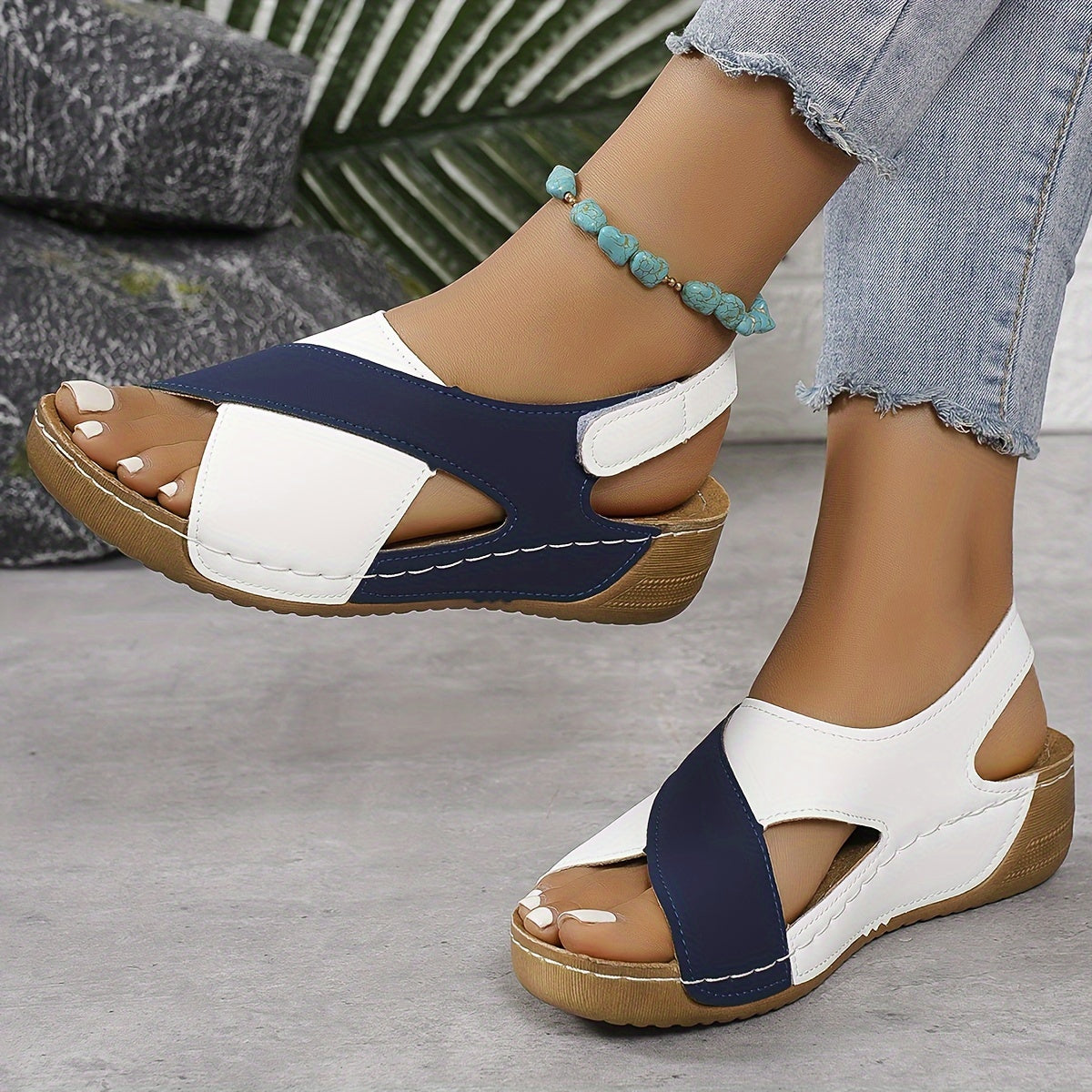 Monique™ | Ultrabequeme orthopädische Sandalen