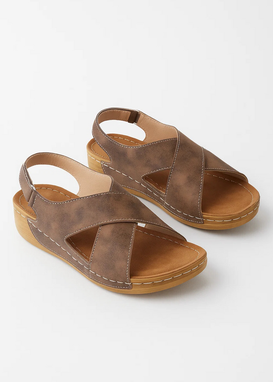 Lotte™ | Keilsandalen mit Kreuzriemen