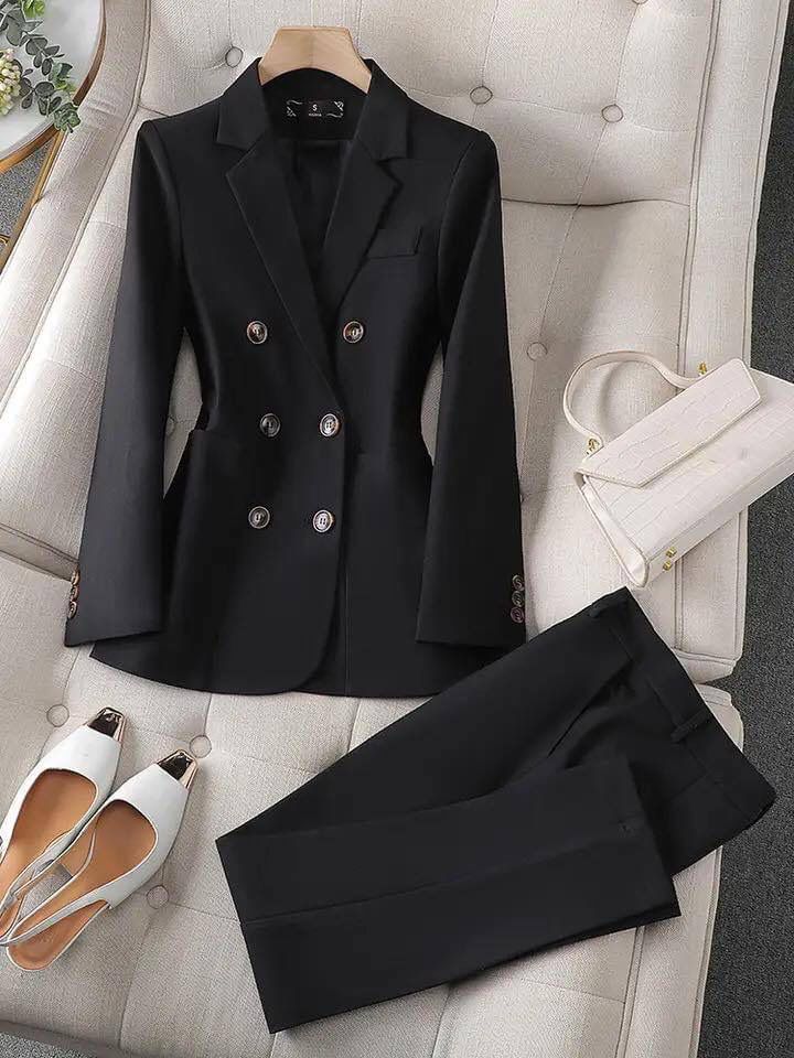 Selma™ | Nude Blazer & Hosen-Set