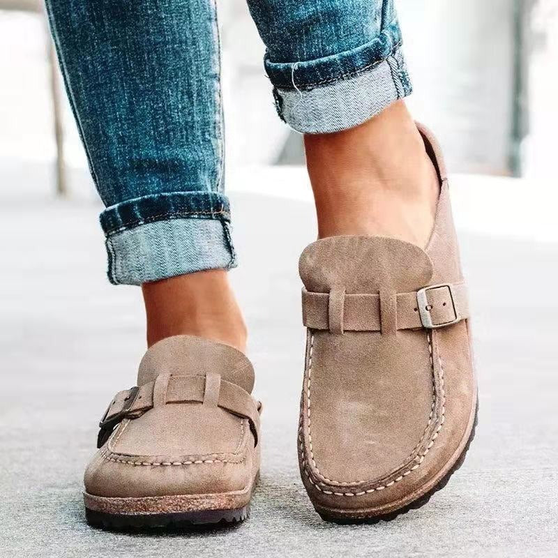 Ellenor™ | Wildleder-Mules mit Schnalle