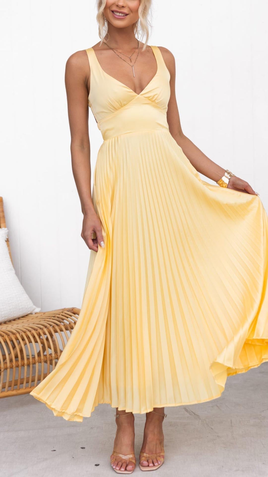 Alva™ | Plissiertes Midikleid mit V-Ausschnitt