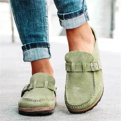 Ellenor™ | Wildleder-Mules mit Schnalle