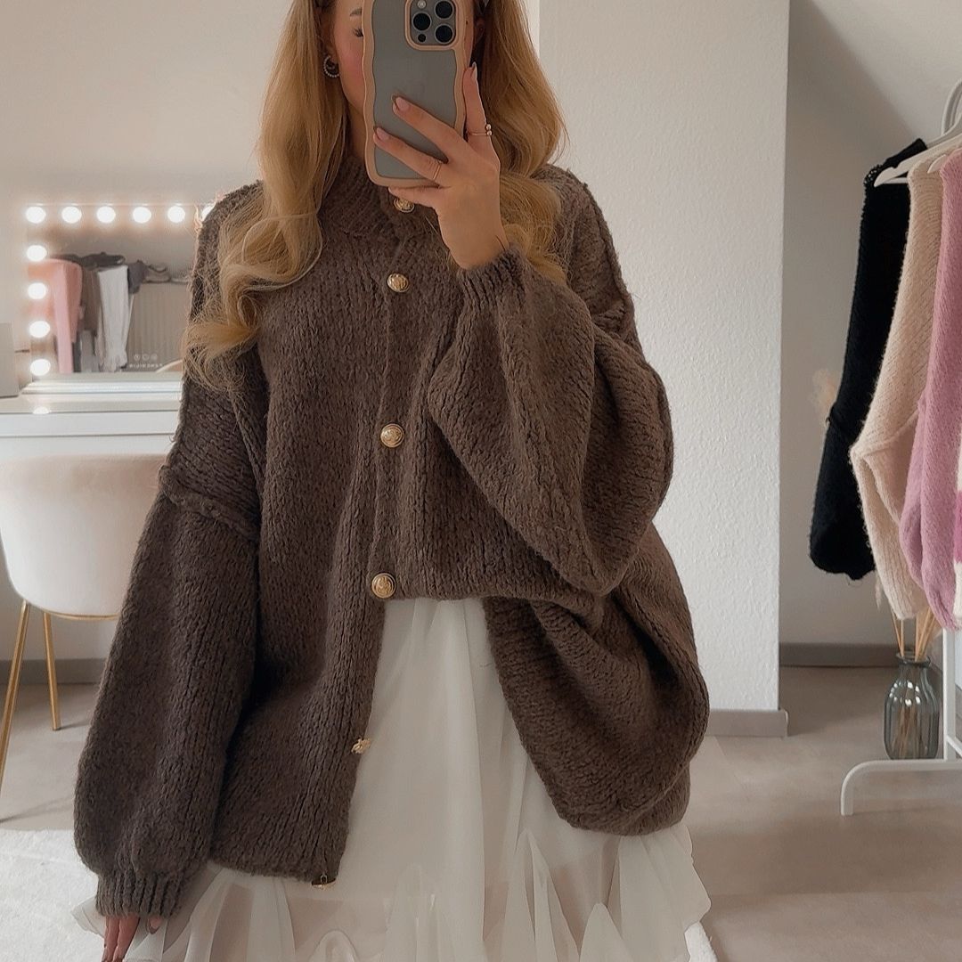 Jewelina | Gestrickte Strickjacke